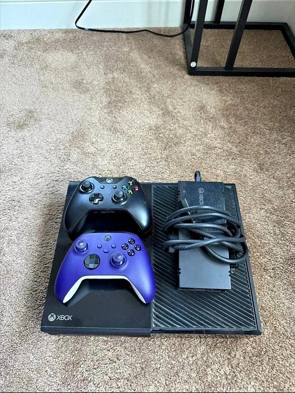 Xbox One Console with 2 Controllers - Picture 2 of 9